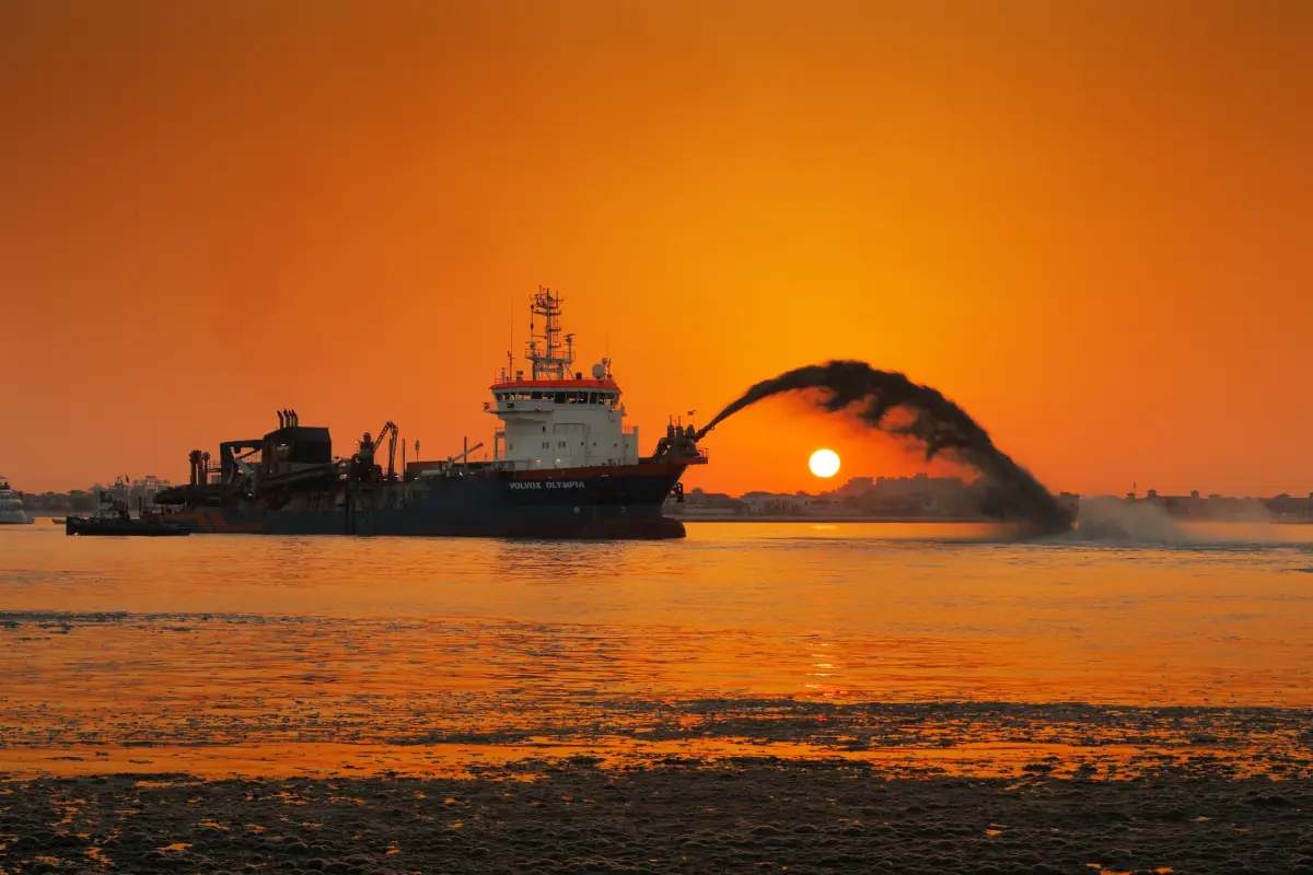 Environmental Impact and Sediment Management in Hopper Dredger Operations